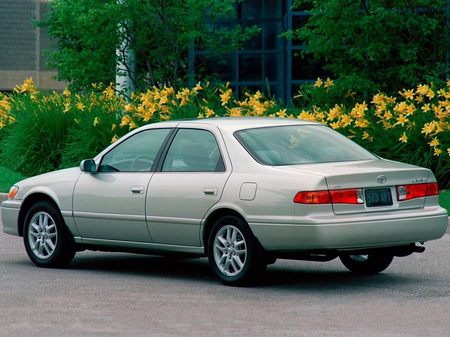  Toyota Camry 1999 года  (US) (фото 2 из 7)